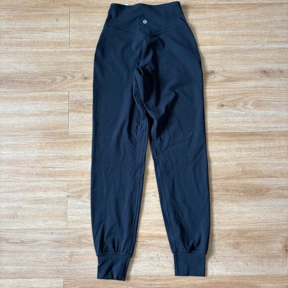 Lululemon Athletic Align High Rise Jogger Pants Black NWT Women’s Size 2 - Picture 2 of 9